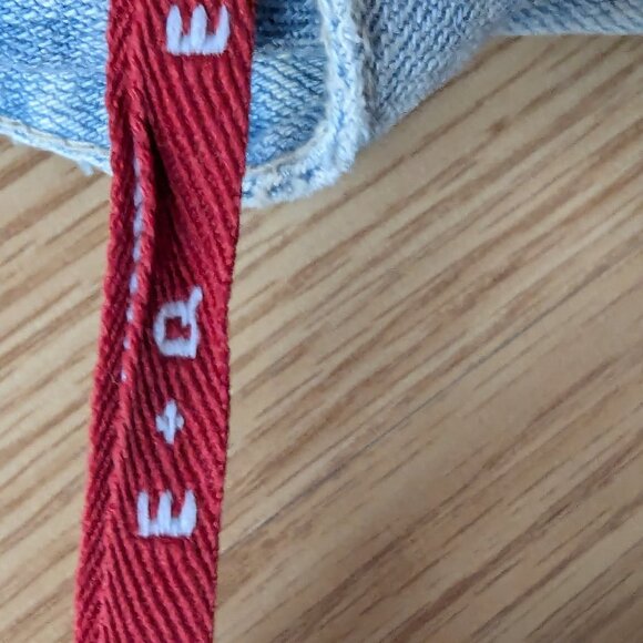 VTG Sequin Jean Capris - Picture 15 of 16